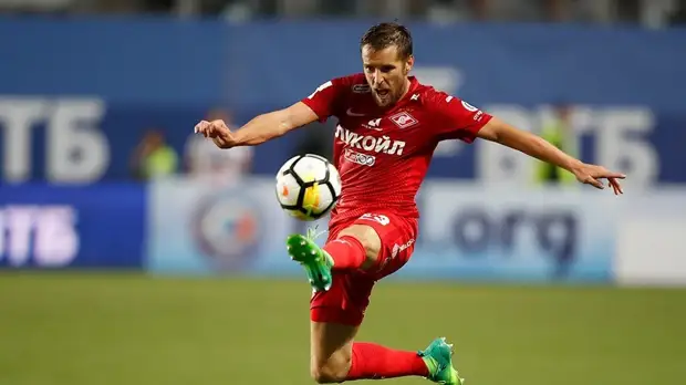 Комбаров прокомментировал свой уход из «Спартака»