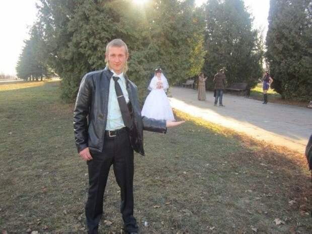 А давай сфоткаем, будто тебя на руке держат! А давай сфоткаем, будто тебя на руке держат!