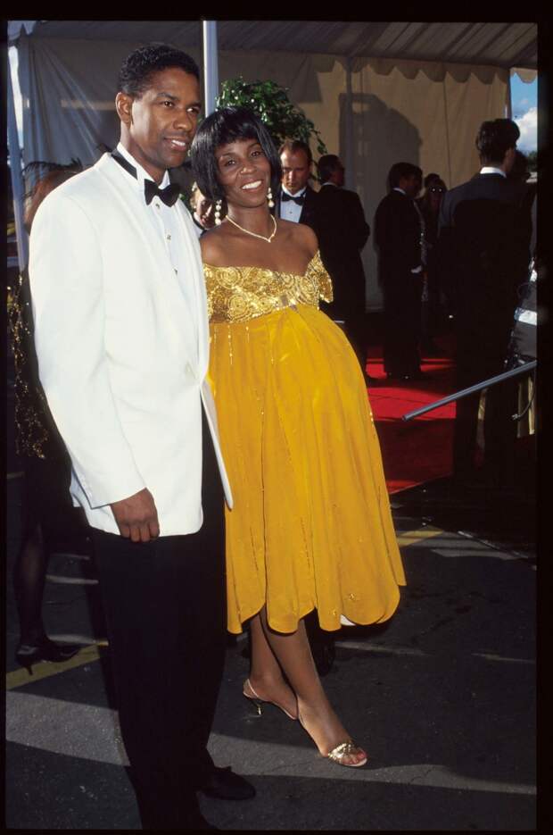 17 фото, по которым видно, как менялась мода для беременных