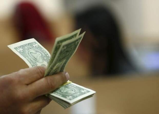 ЦБ РФ установил курс доллара США на сегодня в размере 73,851 руб.