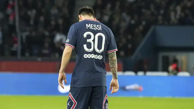 Источник: Месси выбыл на неопределённый срок из-за травмы колена