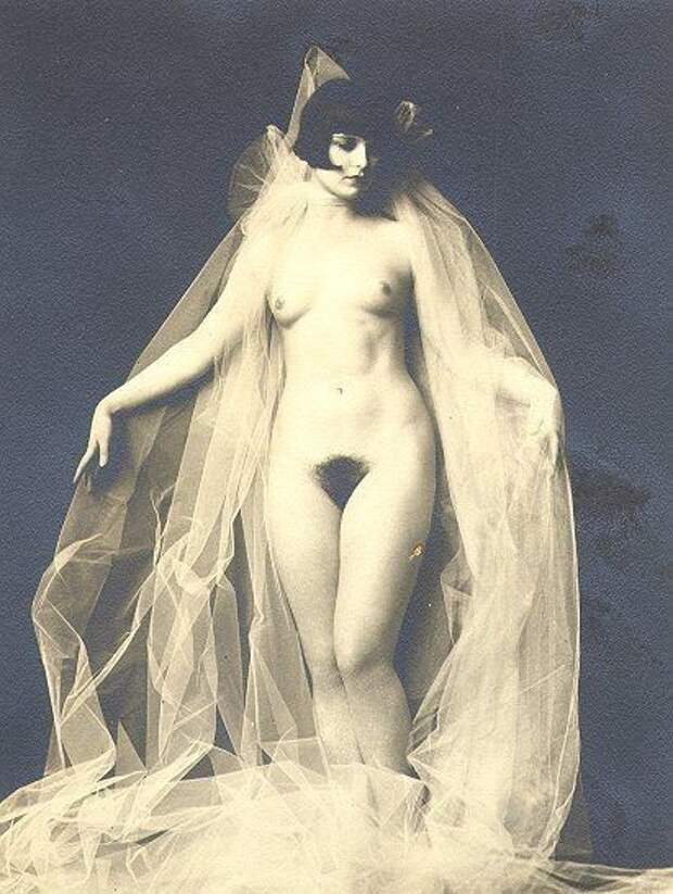 046