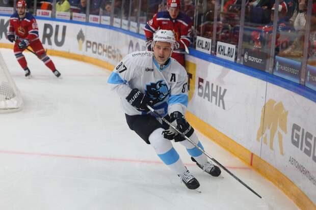 Шипачев о рекорде «1000 очков в КХЛ»: Мучаюсь с этим уже четвёртый месяц