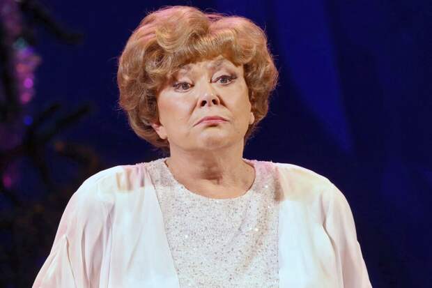 «Измены — часть мужской физиологии»: почему 88-летняя Эдита Пьеха, пережив три брака, не нашла личного счастья