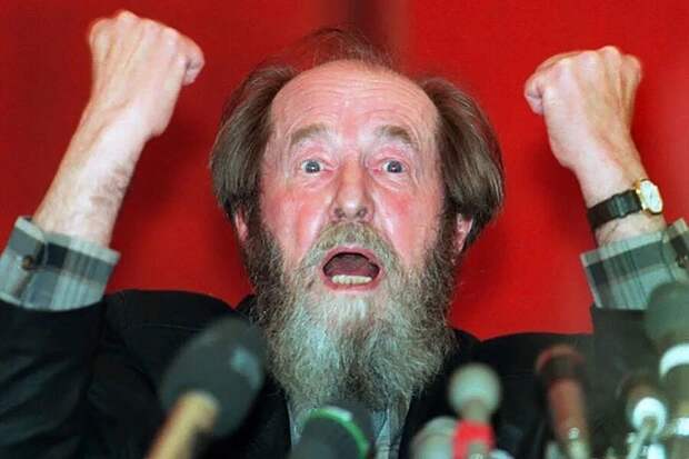 «Феномен предательства»: историк Егор Яковлев о том, как Солженицын променял литературу на роль солдата чужой идеологической войны