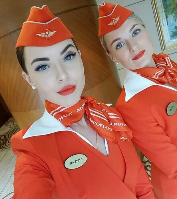 Мужчины влюбляются в воздухе в очаровательных бортпроводниц Мужчины влюбляются в воздухе в очаровательных бортпроводниц авиаперелеты, девушки, красиво, полеты, самолет, стюардесса, стюарт, фото