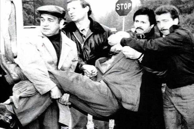 Подборка атмосферных снимков из 90-х