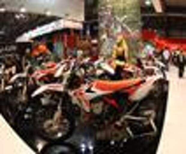 Beta на миланском мотосалоне EICMA 2012