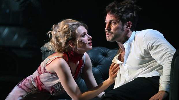 Режиссёр Чащин рассказал о спектакле «Каренина» в Театре юного зрителя