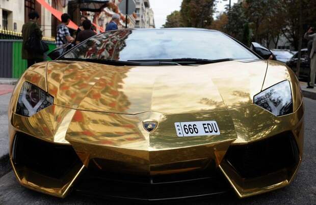 Позолоченный Lamborghini Aventador - предел роскоши