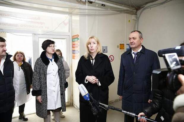 Анна Минькова проинспектировала строительство соцобъектов в Славянском районе