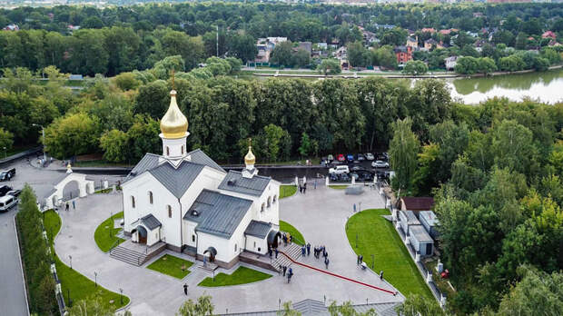 храм