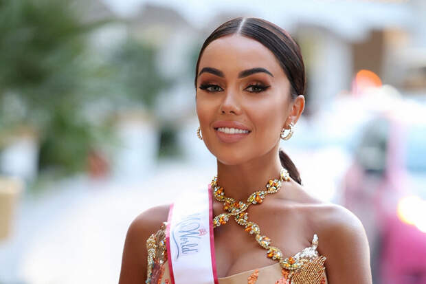 Жительница Казани Динара Саляхова представит Россию в финале Миссис мира 2026 в Лас-Вегасе