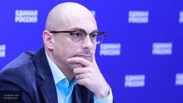Кравчук унизил Украину скандальным заявлением о встрече Сталина с Гитлером во Львове