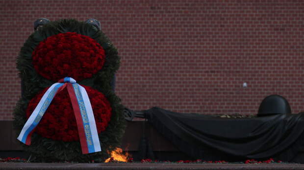 Россиянам напомнили о трехдневных выходных