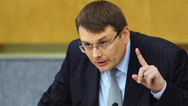 Депутат Госдумы назвал 1 июля великим днем и предложил сделать его праздничным