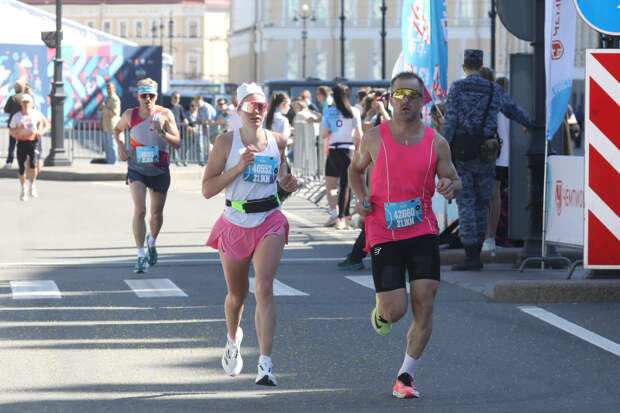 Петербуржцы пробегут массовый марафон по японской системе Экиден