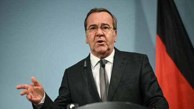 Писториус призвал Европу к перевооружению цитатой про «грустную задницу»