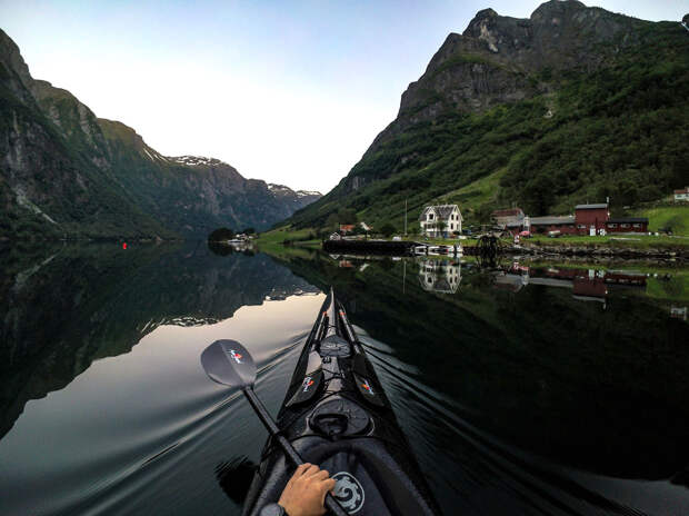 Прогулка на каяке по фьордам и озерам Норвегии 