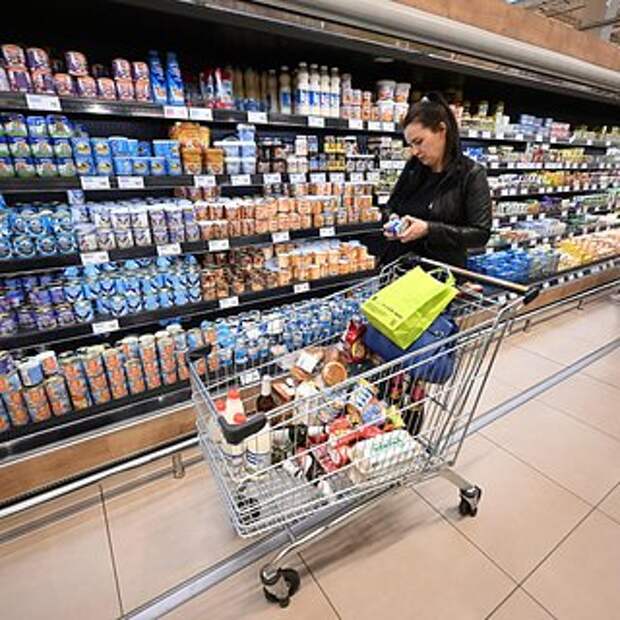 Россиян предупредили о росте цен из-за кризиса в Красном море
