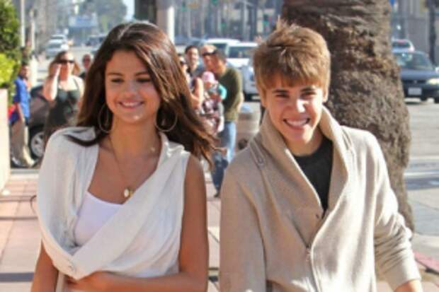 selena-gomes-snova-rasstalas-s-biberom