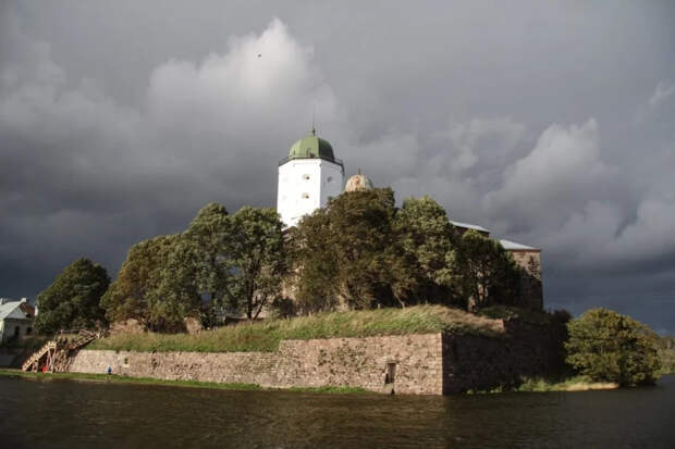 Сердце Выборга: башня святого Олафа и вид с 75-метровой высоты