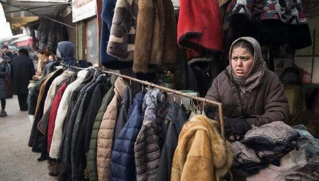 «Вертела я всю вашу полицию… все прикормлены, мне ничего за это не будет»: драка на рынке в Новой Москве — представительница ближнего зарубежья Шахноза избила россиянку