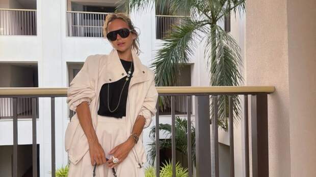 Бизнесвумен Стефания Маликова в комбинезоне снялась на тренировке