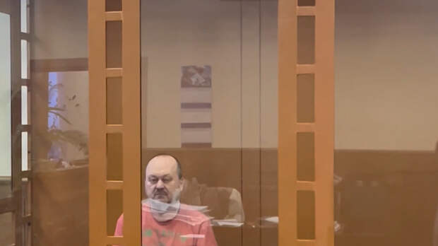 Мусор в деньги: двух петербуржцев задержали по делу об афере с отходами