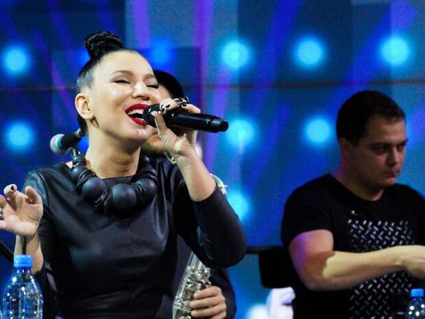 РИА Новости: певица Елка отказалась от украинского гражданства