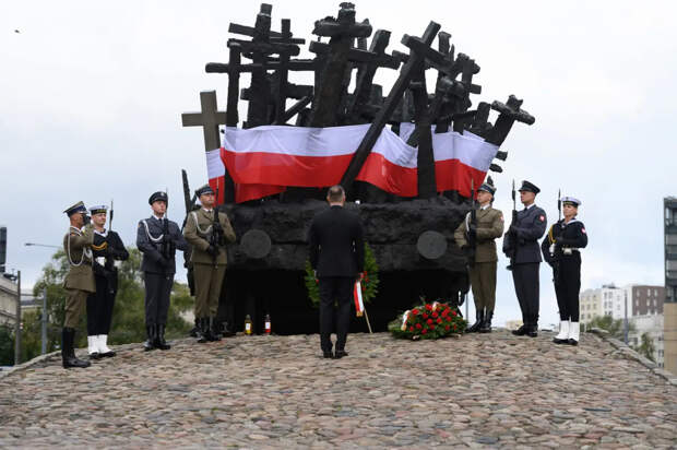 Подарки СССР Польше