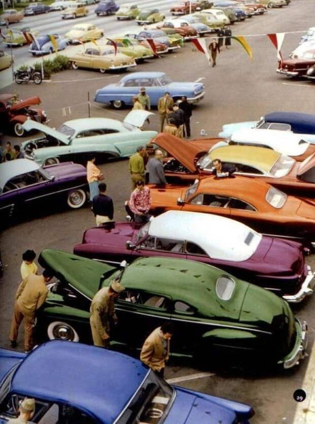 Продажа автомобилей. США. 1950-е.