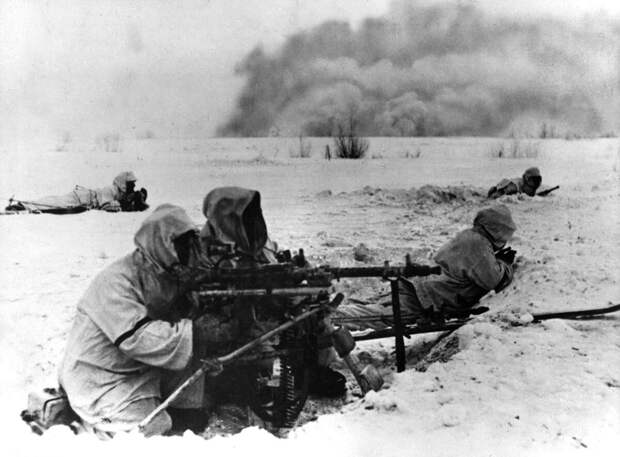 Немецкая пехота в боях около Сталинграда. Getty Images