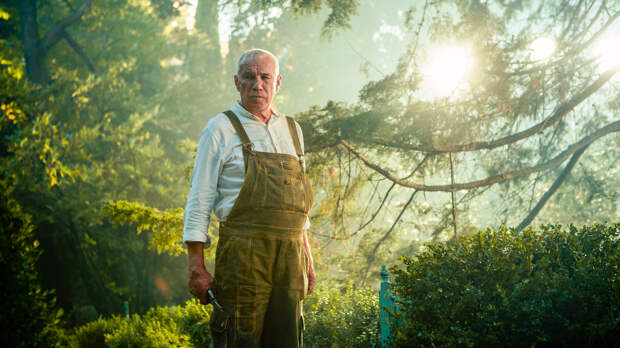 Человек – это звучит безысходно: как «Чебурашка» проводит сеанс психотерапии для взрослых Человек – это звучит безысходно: как «Чебурашка» проводит сеанс психотерапии для взрослых