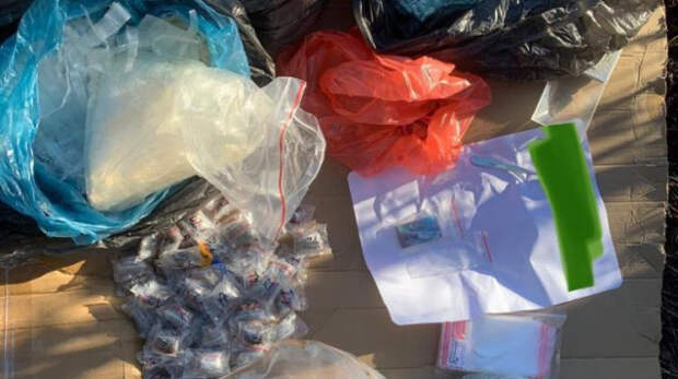 В Алуште задержали парня с крупной партией наркотиков