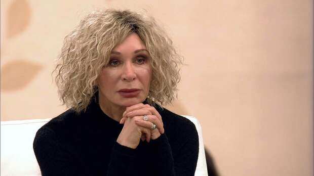 Татьяна Васильева озвучила ориентацию своих партнёров по сцене