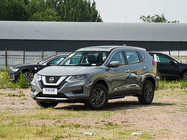 Nissan не собирается прощаться с X-Trail, который выпускали в России. Представлен Nissan X-Trail Honor — сразу со скидкой 5800 долларов