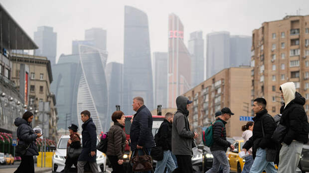 Рост налогов, эффект Долиной и призрак рецессии: главные экономические итоги 2025 года в России