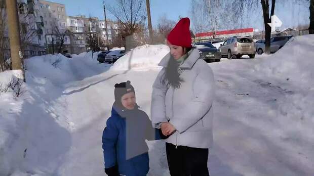 Мальчик, которому не продали букет, рассказал о желании порадовать маму