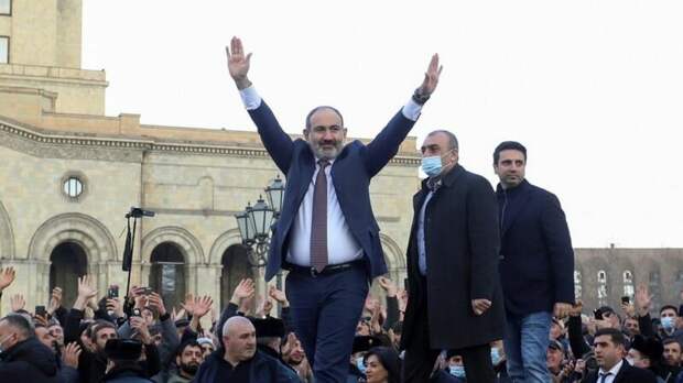 Странные события в Армении: Пашиняном снова недовольны