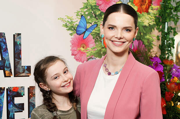 Модный дайджест: от Елизаветы Боярской на открытии бутика до нового дресс-кода королевских скачек