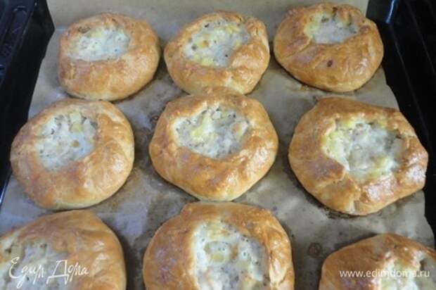 Выпекаем 30–35 минут при 180°C.