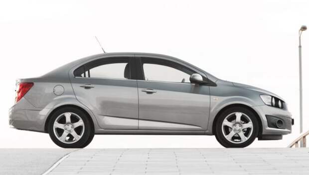 Chevrolet Aveo Sedan 2012
