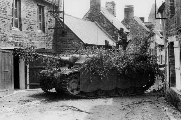 Король Бокажа, STUG III Ausf.g