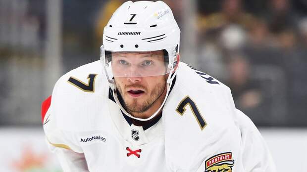 Куликов в матче с «Айлендерс» может сыграть за «Флориду» впервые с октября