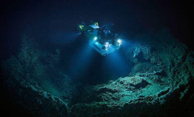 Батискаф исследовал Марианскую впадину и записал на глубине 11 километров звук, который шел со дна