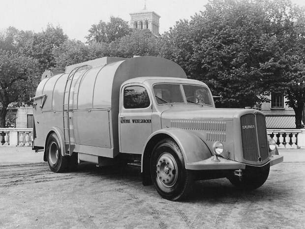 Saurer 3CT1D (1939)