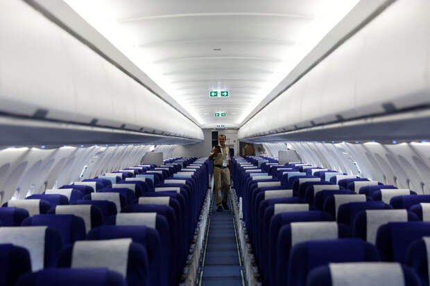 Стюардесса вдохнула токсины в самолете Airbus и заработала психическое расстройство