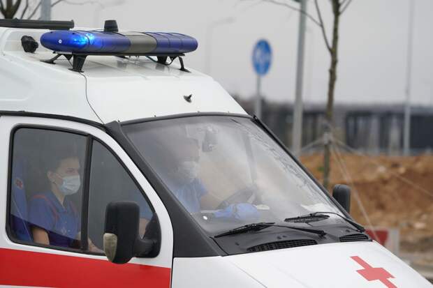 В Белгородской области FPV-дрон ВСУ ударил по микроавтобусу с мирными жителями