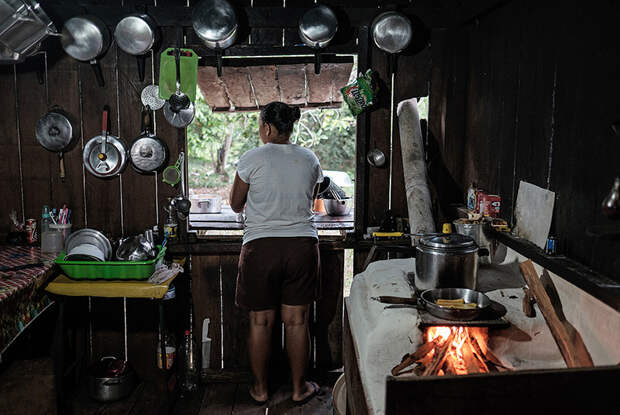 Амазонская фабрика любви: Фоторепортаж из единственного в мире этичного производства презервативов